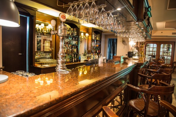 Penny-Black-Bar-in-Sliema-2